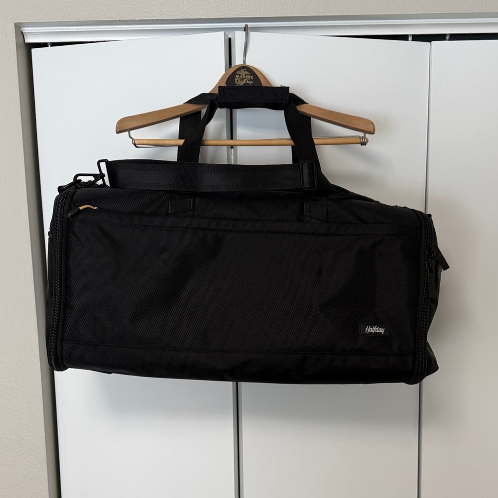 Halfday The Premium Garment Duffel 45L